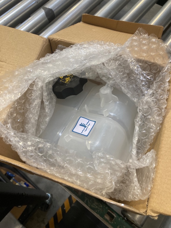 Photo 1 of RAPIHIDAN Engine Coolant Reservoir 603-838 Compatible with Chrysler 200 2015-2017, Fit for Jeep Cherokee 2014-2018, Pressurized Coolant Recovery Tank Replace# 603838, 68096261AA, 68102155AB