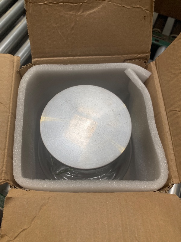 Photo 1 of 128oz Glass Pitcher with Lid,1 Gallon Glass Water Pitcher Hot/Cold Water Jug, 3.7LJuice and Iced Tea Beverage Carafe with Lid