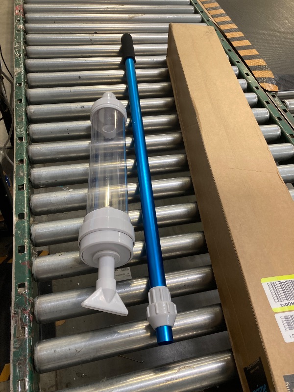 Photo 1 of Spa Vacuum Compatible With 6250 Paradise Power - Self-Contained, No Pumping, Batteries - Picks up Rocks, Pennies, Beach Sand in Hot Tub, Above Ground Pool
