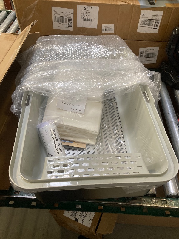 Photo 1 of 23.6''x16''x12'' Enclosed Stainless Steel Litter Box with Lid, XL Sifting Litter Box for Pine Pellets, High Sides Metal Litter Box System for for Big Cats, Anti-Leakage, Easy Cleaning, Less Tracking
