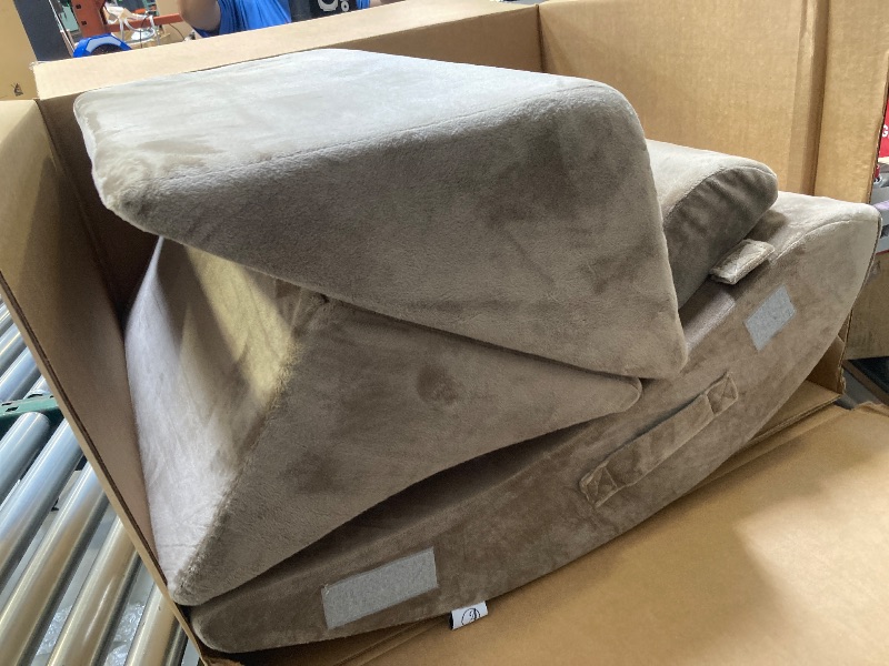 Photo 1 of 4PC Wedge Pillow Set  Memory Foam  