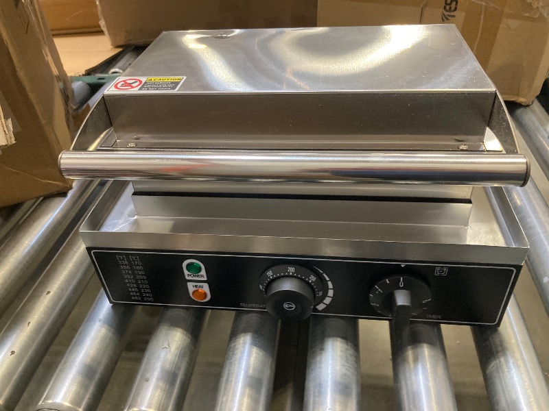 Photo 1 of Commercial Taiyaki Fish Waffle Maker Machine,1600W Non-stick Electric Japanese Fish Shaped Waffle Cones, Stainless Steel Professional Taiyaki Machine,Making 6 Mini Closed-Mouth Fish waffles 110V