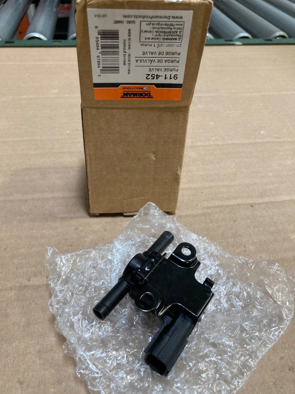 Photo 1 of Dorman 911-452 Vapor Canister Purge Valve Compatible with Select Honda Models