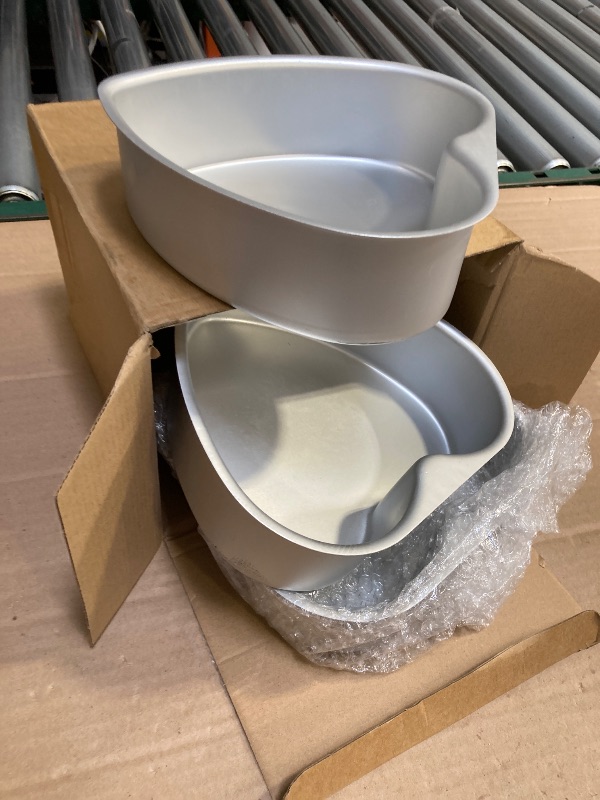 Photo 1 of Nuogo 3 Pieces Heart Shaped Cake Pans 8 Inch Aluminum Heart Cake Pans Funny Cake Tins for Baking DIY Mold Tool for Kitchen Birthday Wedding