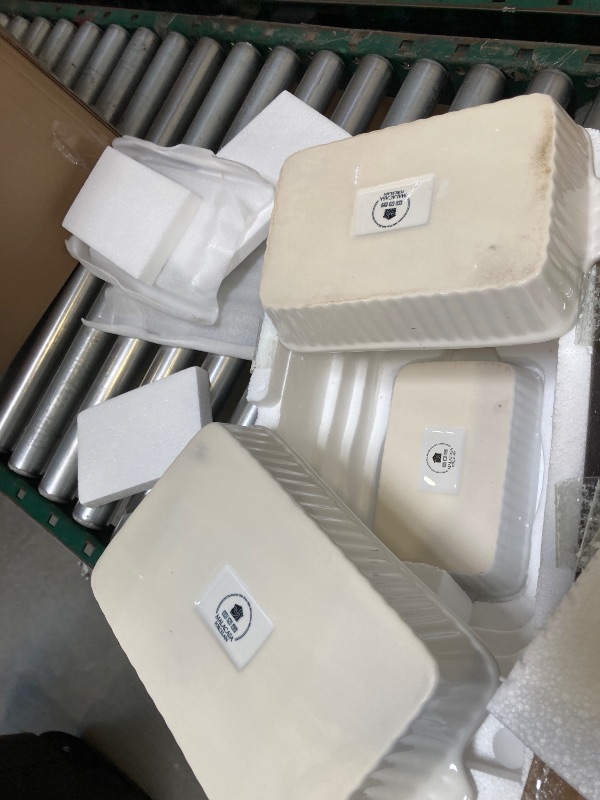 Photo 1 of MALACASA Casserole Dishes for Oven, Porcelain Baking Dishes, Ceramic Bakeware Sets of 4, Rectangular Lasagna Pans Deep with Handles for Baking Cake Kitchen, White (9.4"/11.1"/12.2"/14.7"), Series