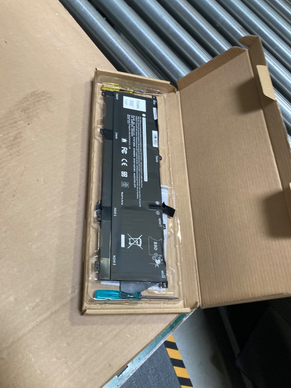 Photo 1 of 8N0T7 TMFYT Laptop Battery for Dell XPS 15 9575 2-in-1 Precision 5530 2-in-1 Series P73F001 15-9575-D1805TS D1605TS D2801TS D2605TS i5-8305G i7-8705G 2-in-1 Notebook 08N0T7 0TMFYT P73F D69V4 451-BCJG