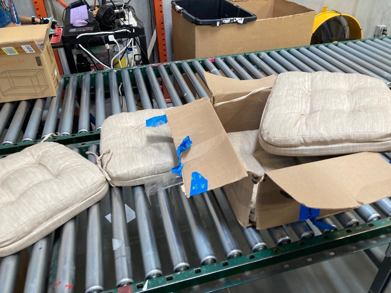 Photo 1 of 4 SEAT CUSHIONS 