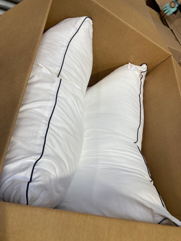 Photo 1 of MEDIUM PILLOW 