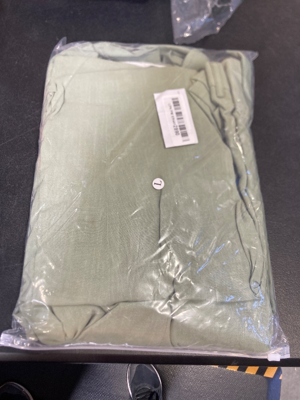 Photo 1 of Men Linen Suit Casual Wedding Prom Suits Slim Fit 3 Piece Groom Tuxedo Party Blazer for Men Tux Jacket+Pants+Vest Light Green-L