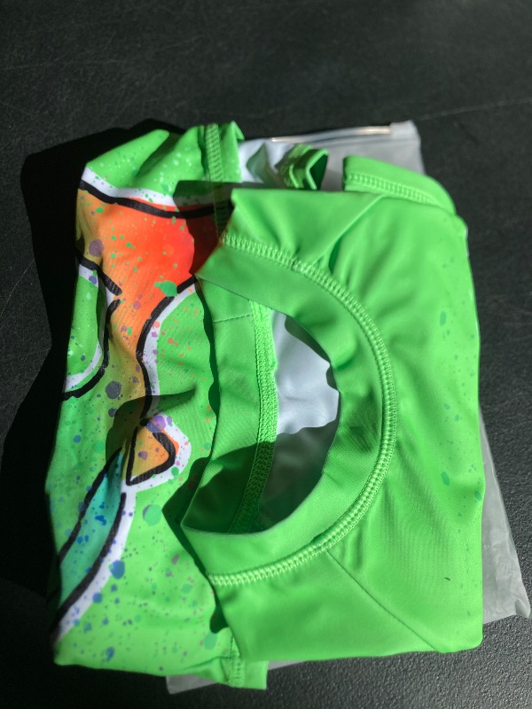 Photo 1 of Boys Two Piece Rash Guard Swimsuits Kids Short Sleeve Sunsuit Swimwear Sets Green Shark 6T