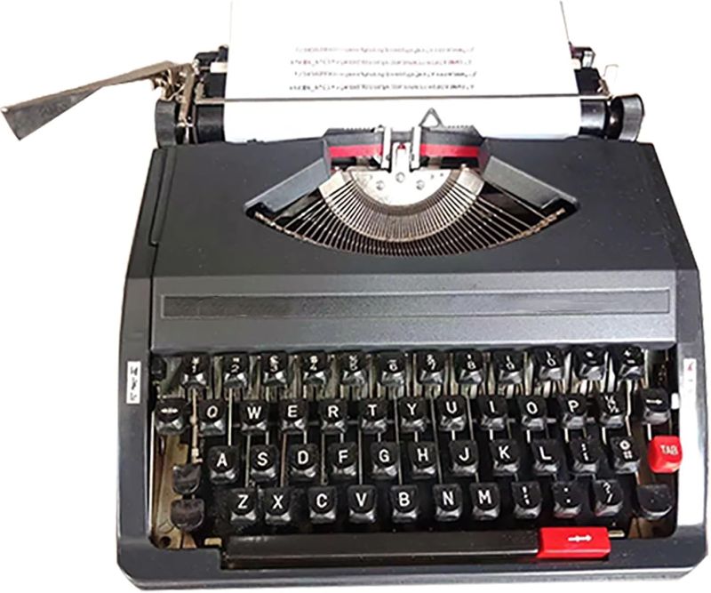 Photo 1 of Mechanical English Typewriter, Old-Fashioned Traditional Portable Manual Typewriter for Notes Or Letters Or Creative Writing Writers Literary Gift(Black)
