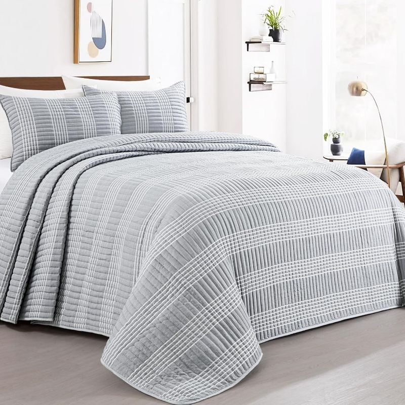 Photo 1 of Patchwork Quilt Set Plaid with 2 Pillow Shams, Grey
