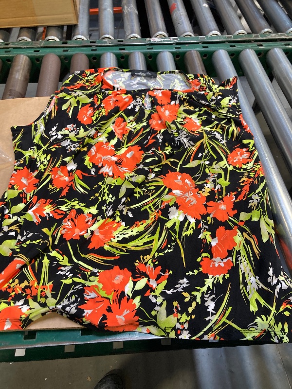 Photo 1 of Black Label - Timeless Flower Sleeveless Blouse size xl 