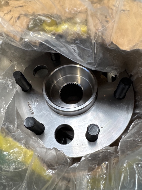 Photo 1 of MACEL 515024 4WD 4x4 Front Wheel Bearing Hub Assembly Compatible with 95-99 Chevy Tahoe, 95-99 GMC Yukon, 99-00 Cadillac Escalade, 95-99 Chevy K1500 6Lugs w/ABS