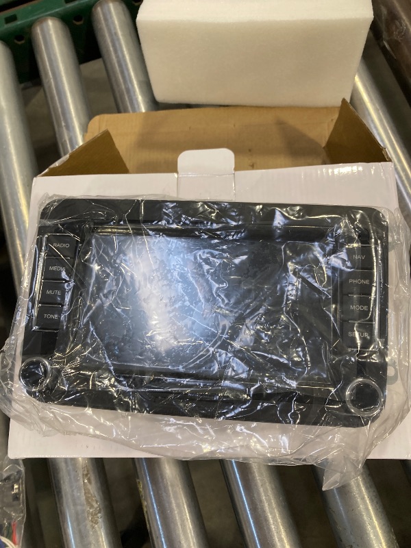 Photo 1 of 4+64G Android Car Radio for VW Passat Golf MK5 MK6 Jetta T5 EOS Polo Touran Seat Sharan Wireless Carplay Android Auto, 7'' Touchscreen Head Unit with Mirror Link WiFi GPS Bluetooth FM EQ Rear Camera