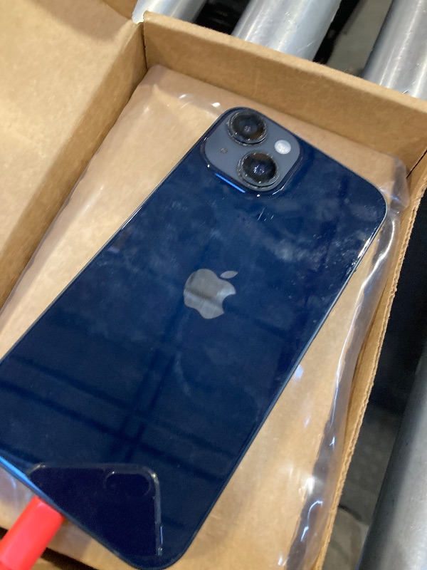 Photo 1 of Apple iPhone 14, 256GB, Midnight - Unlocked Clean status