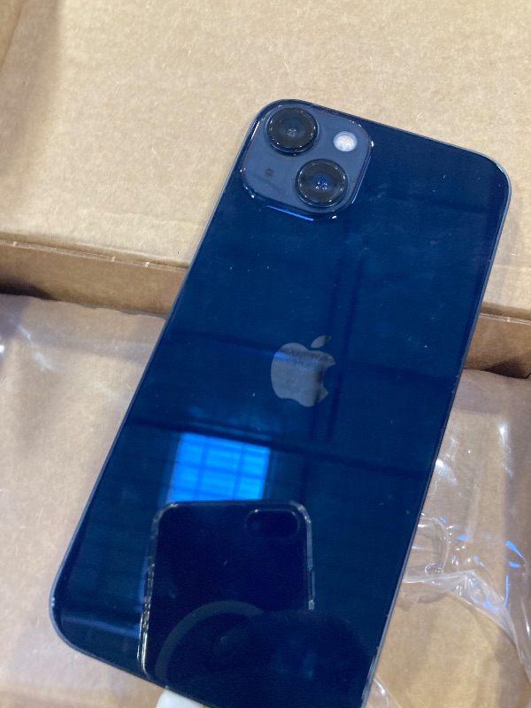 Photo 1 of Apple iPhone 13, 256GB, Midnight - Unlocked*Clean status*