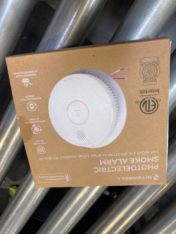 Photo 1 of Siterwell  Detector, Hardwired Interconnected Smoke Detector, Photoelectric Smoke Alarm with 9V Backup Battery, Fire Alarm with Test/Silence Button, UL217-9th Listed, GS562A, 1 Packs