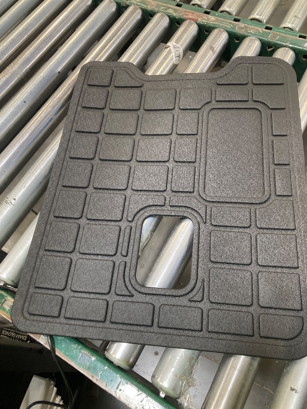 Photo 1 of universal back seat floor mats single set floor mats 2015-2020 tahoe