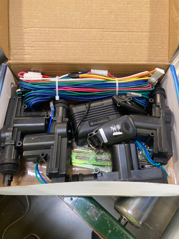 Photo 1 of X AUTOHAUX 4 Doors Central Lock Locking System Car Keyless Entry Kit with Actuator - Only for 12V Vehicles Central Lock with 2 Remote Control Key