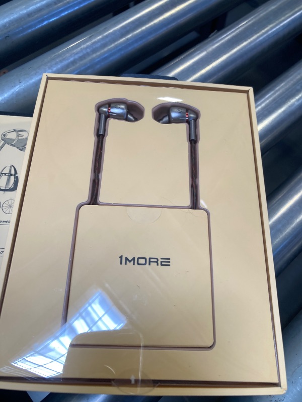 Photo 1 of 1MORE Quad Driver in-Ear Earphones Hi-Res High Fidelity Headphones Warm Bass, Spacious Reproduction, High Resolution, Mic in-Line Remote Smartphones/PC/Tablet - Silver/Gray