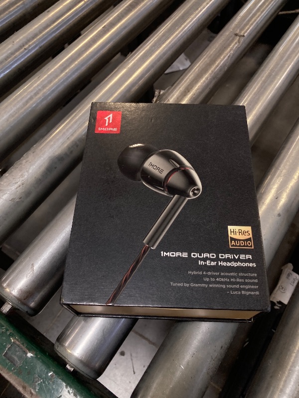 Photo 1 of 1MORE Quad Driver in-Ear Earphones Hi-Res High Fidelity Headphones Warm Bass, Spacious Reproduction, High Resolution, Mic in-Line Remote Smartphones/PC/Tablet - Silver/Gray