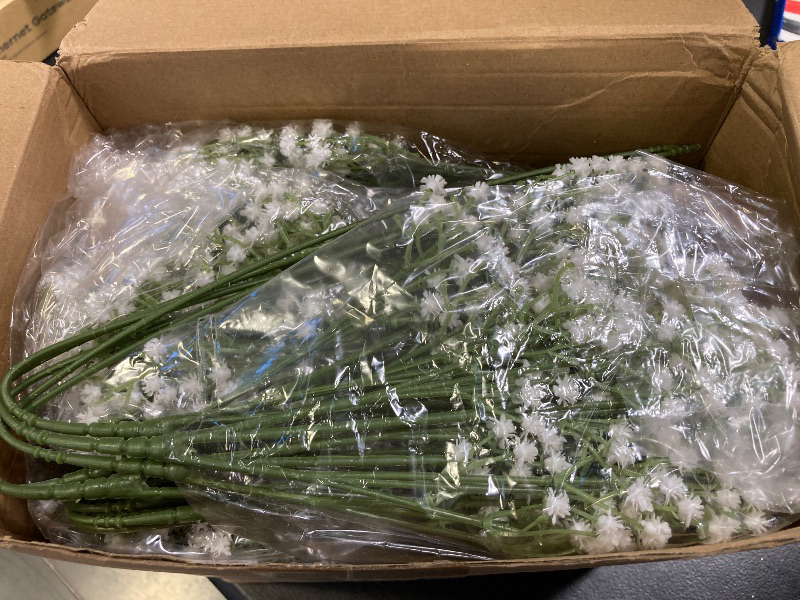 Photo 1 of Tigeen 80 Pcs Baby Breath Artificial Flowers Bulk White Artificial Baby Breath Gypsophila Flower 20.8 Inch Real Touch Faux Gypsophila Bouquet Fake Floral Greenery for Wedding Arrangement Party Decor