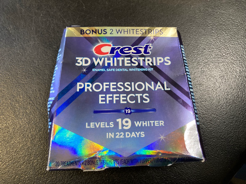 Photo 1 of Crest 3D Whitestrips Professional Effects – Teeth Whitening Kit, 22 Treatments (20 + 2 Bonus), Each with 1 Upper/1Lower, 44 Strips – Crest 3DWhite Teeth Whitening Strips