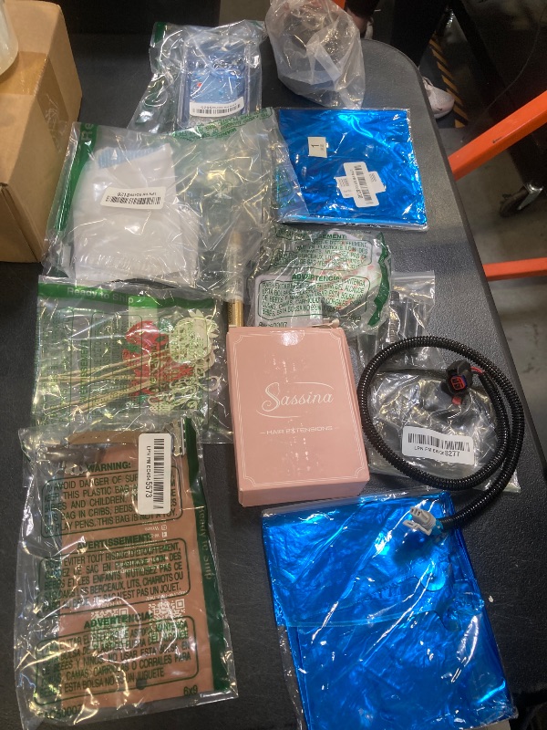 Photo 1 of BAG LOT. MISC. ITEMS
----FINAL SALE / NO RETURNS ---