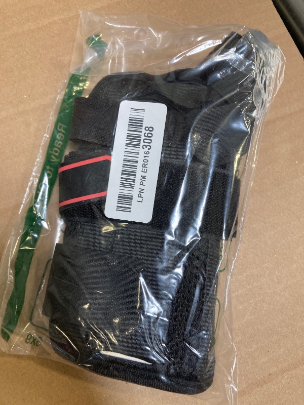 Photo 1 of Medibot Wrist Brace & Thumb Spica Splint, for De Quervain's Tenosynovitis, Tendonitis, Carpal Tunnel & Arthritis Wrist Support Thumb Splint (Right Hand - Small)