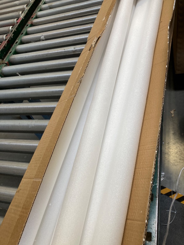 Photo 1 of  LUXRITE F32T8/865 32W 48 Inch T8 Fluorescent Tube Light Bulb, 6500K Daylight, 2800 Lumens, G13 Medium Bi-Pin Base, LR20735, 4-Pack 