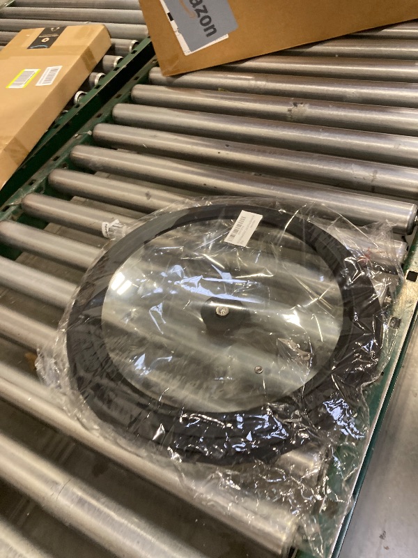 Photo 1 of  13-14-15in Universal Lid for Pots,Pans,Skillets,Large Replacement Frying Pan Cover,Big Cookware Lids,Tempered Glass with Heat Resistant Silicone Rim,Knob, BPA Free,Dishwasher Safe 