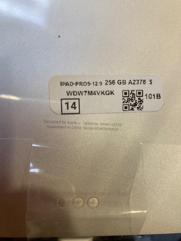 Photo 1 of Apple 2021 12.9-inch iPad Pro, Wi?Fi, 256GB - Silver (Renewed)