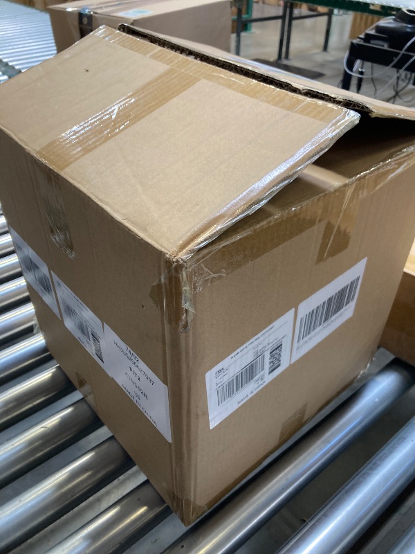 Photo 1 of 50 Pcs Gold Charger Plates, 13'' Gold Plastic Reusable Dinner Charger Plates, Round Vintage Table Decoration for Wedding, Party & Holiday
