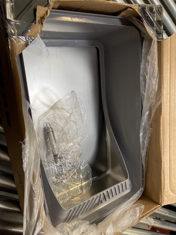 Photo 1 of Cat Litter Box 
