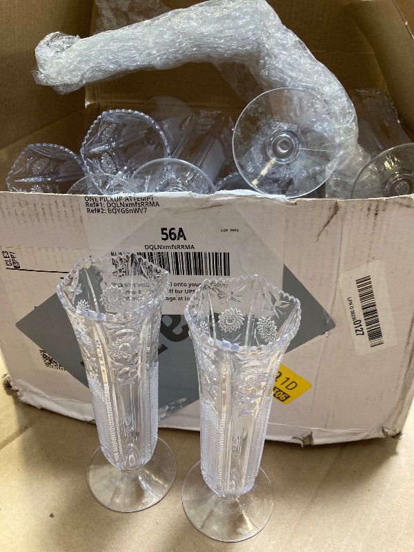 Photo 1 of Plastic  Vases Bulk
