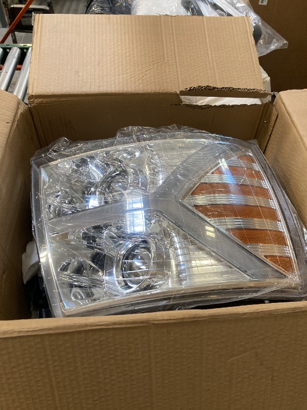 Photo 1 of DNA MOTORING Pair LED DRL Headlights Compatible with 07-13 Chevy Silverado 1500 07-14 Silverado 2500 3500 HD, Chrome/Clear, HL-LED-CSIL07-CH-CL1
