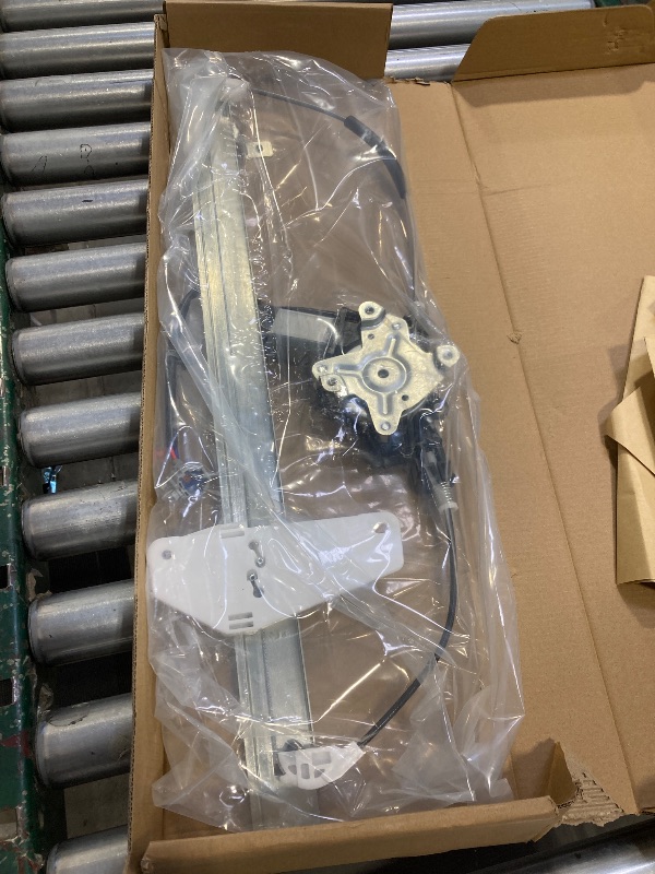 Photo 1 of 748-981 Rear Right Passenger Side Power Window Motor and Regulator Assembly Compatible with Nissan Armada 2005-2015/ Nissan Titan 2004-2015/ Nissan Pathfinder Armada 2004, Replace OE 827207S000
