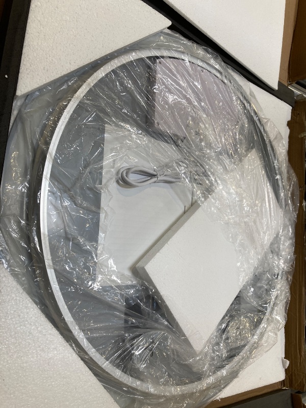 Photo 1 of LED Round Mirror 