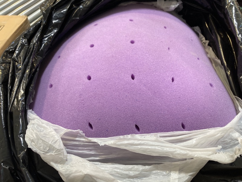 Photo 1 of  3 Inch Gel Memory Foam Mattress Topper Queen 
