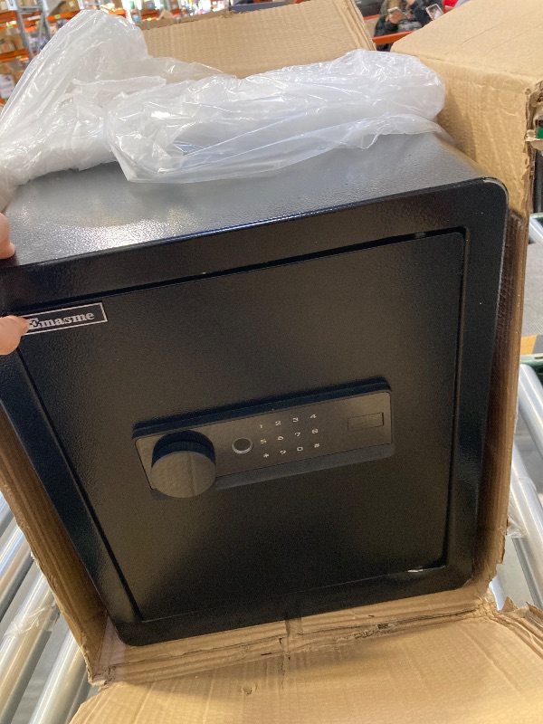 Photo 1 of Safe Box