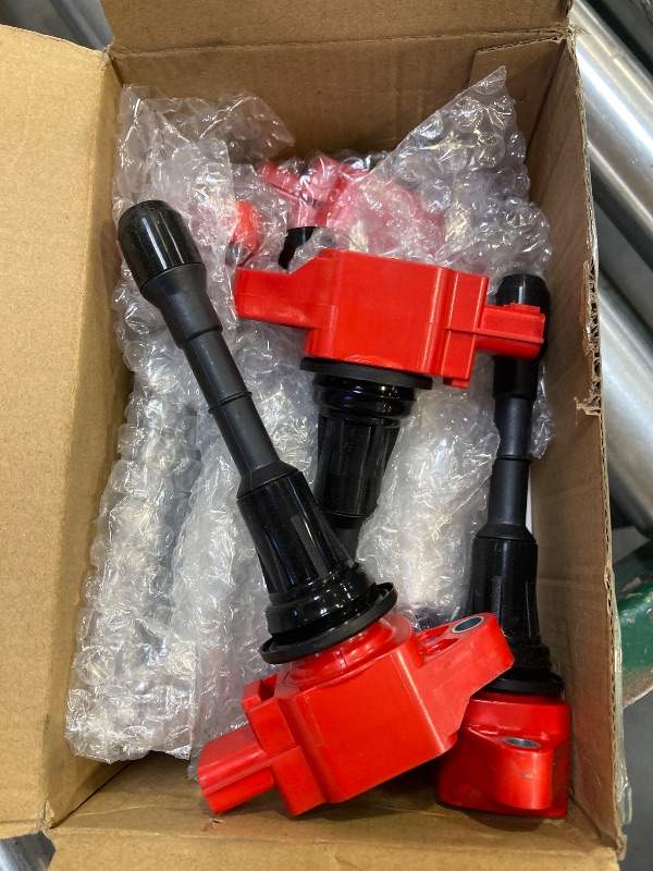 Photo 1 of CarBole Ignition Coils with Spark Plug, Fits for Nissan Pathfinder/Altima/Maxima/Murano/Quest/Infiniti G25/EX35/FX35/G35 3.5L V6 Pack of 6Pcs Replacement UF550 C1670