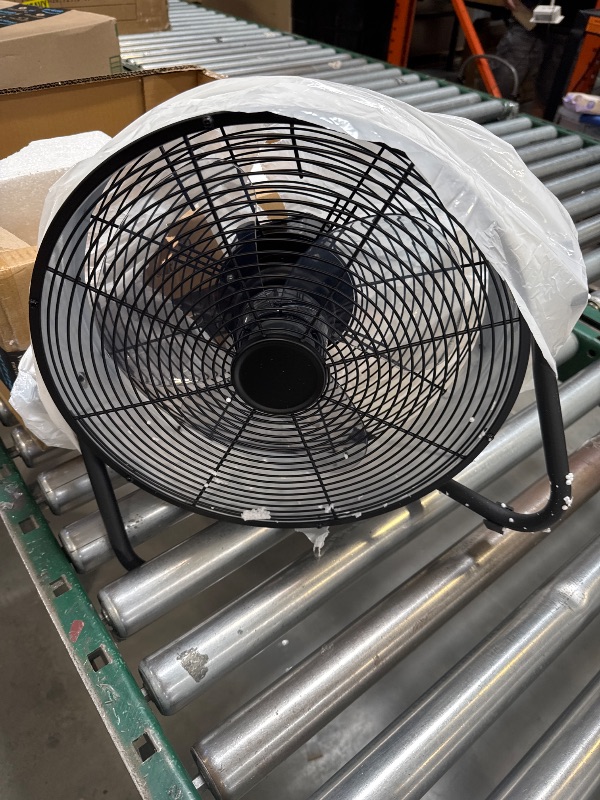 Photo 1 of Wutitsi Floor Fan
