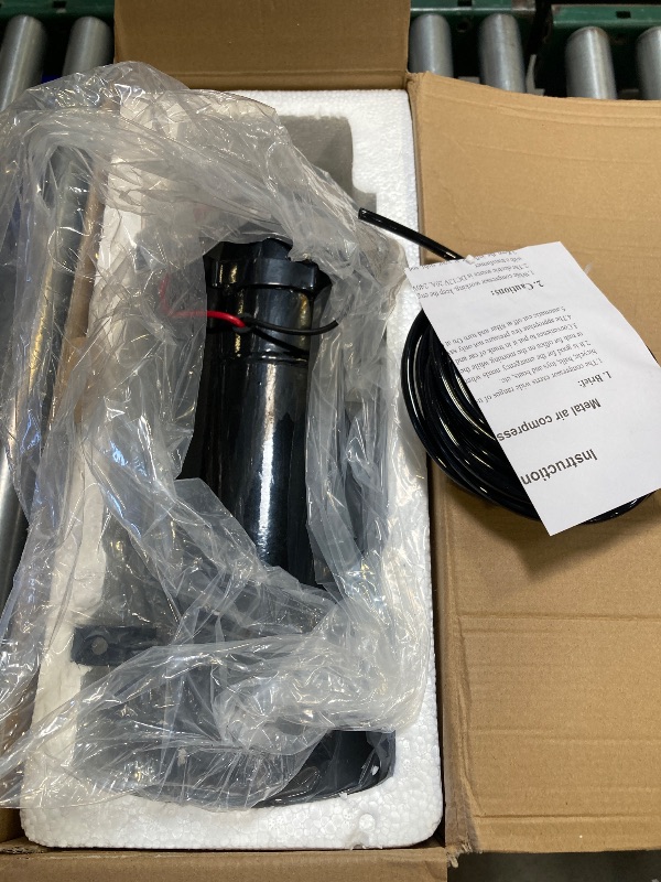 Photo 1 of 178DB 4 Trumpet Horns Train Horns Kit for Super Loud Air Horn 150 PSI 12V Air Compressor Air Tank Can for Trucks Car Jeep Or SUV(0.8 gal 12v black air horn kit)- MISSING HORNS!!!
