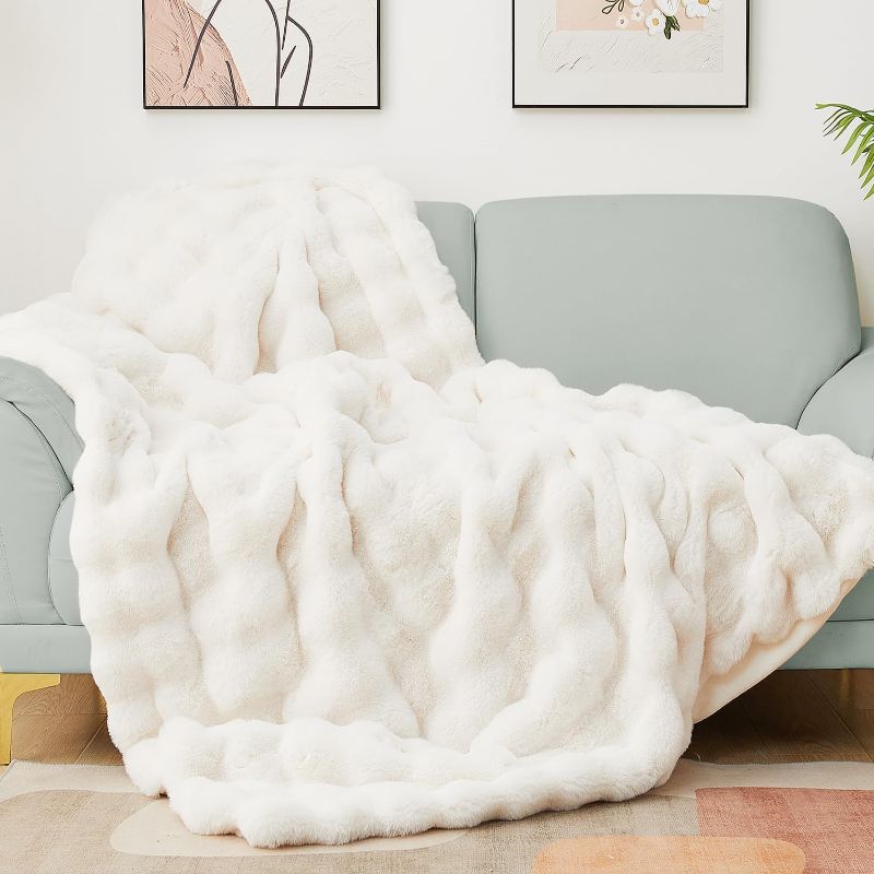 Photo 1 of Latepis Beige Twin Bubble Cozy Faux Fur Blankets for Bed Thick Fuzzy Blanket for Couch Sofa Bedroom Warm Plush Blankets for All Seasons Ideal Gifts Luxury Throw Blanket 60x80 Inch, 860gsm
