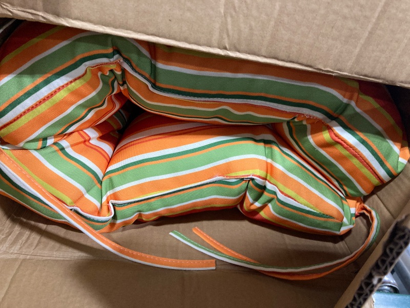 Photo 1 of 24"x20" Deep Seat Cushion 2 pcs 