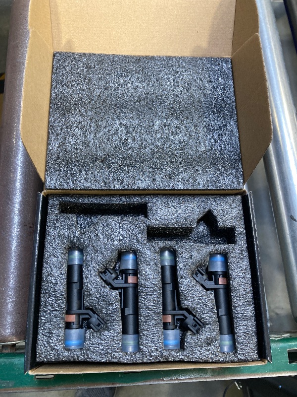 Photo 1 of YZHIDIANF FJ817 High Performance 5.4L Fuel Injectors for:-Ford F150 2005 2006 2007 F250 F350 Super Duty Expedition Lobo, for:-Lincoln Navigator Mark LT Fuel Injectors Set of 8 Replace 5C3Z9F593DA