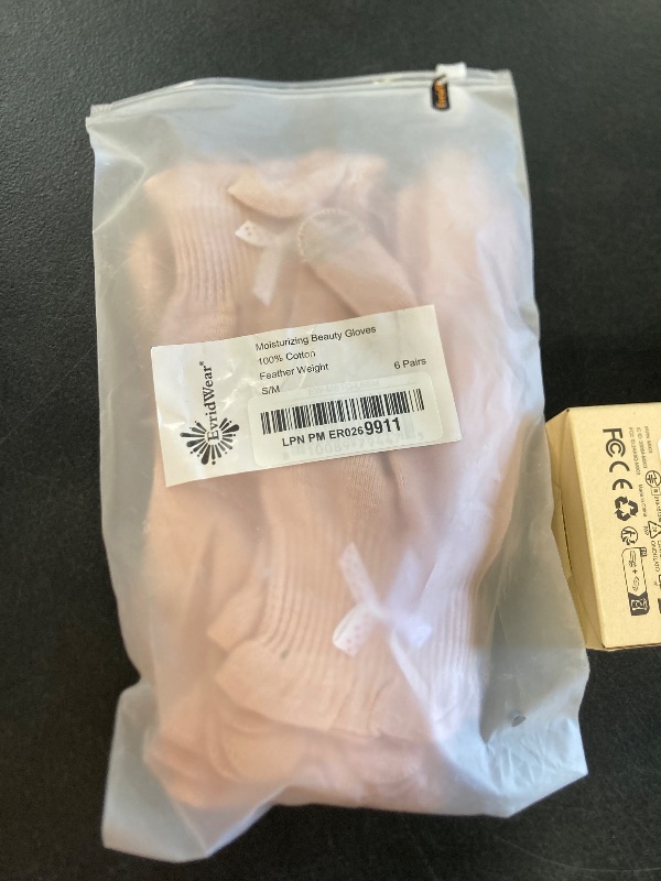 Photo 1 of Evridwear Moisturizing Gloves for Sleeping, Cotton Gloves with Touchscreen Fingers for Dry Hands, Eczema Gloves Overnight UV Protection Gloves for Women(6 Pair S/M, Feather Weight Pink Color)