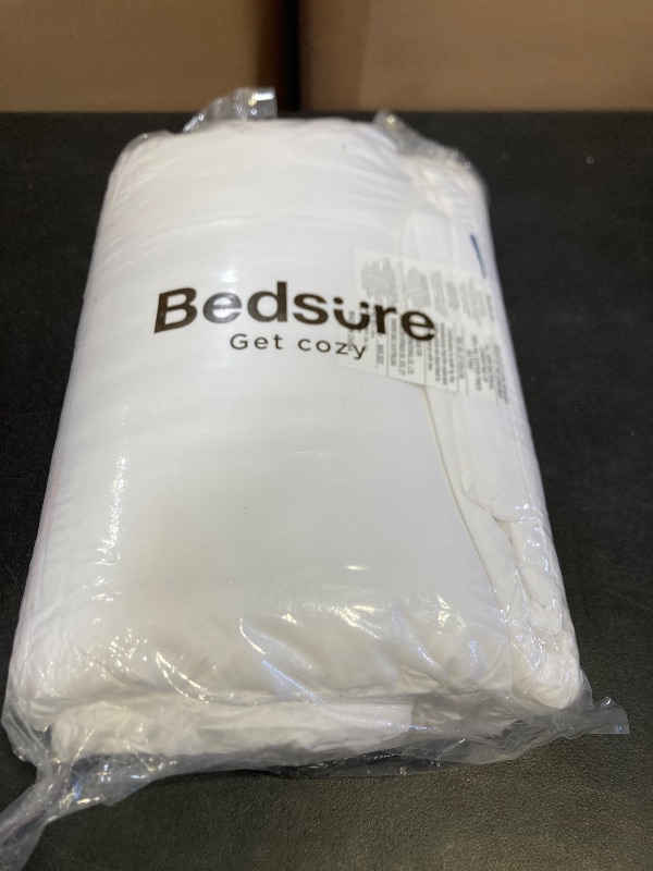 Photo 1 of Bedsure Comforter Duvet Insert - Quilted Comforters King Size, All Season Duvet, GentleSoft Down Alternative Bedding, with 8 Tabs, Gifts for Women/Men, White, King 90 x 102 Inches