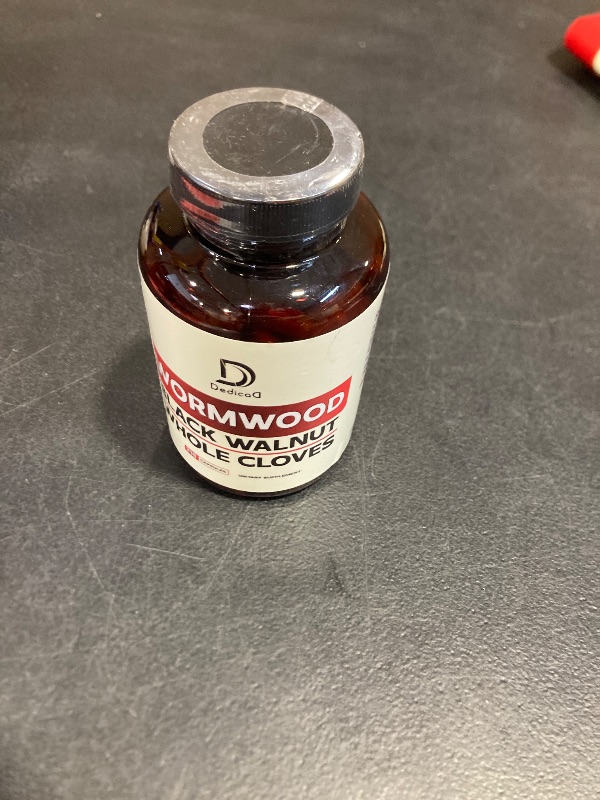 Photo 1 of DEDICAD Sweet Wormwood Capsules 1500mg with Black Walnut & Cloves - 240 Vegan Capsules - Artemisia Annua Supplement for Immunity exp 11 2027